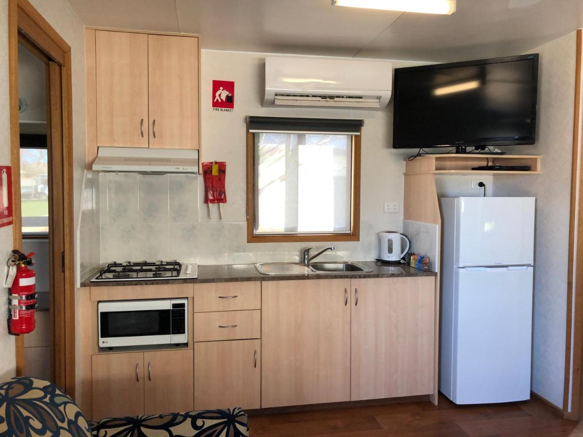 Acacia Caravan Park & Holiday Units Ararat Exterior photo
