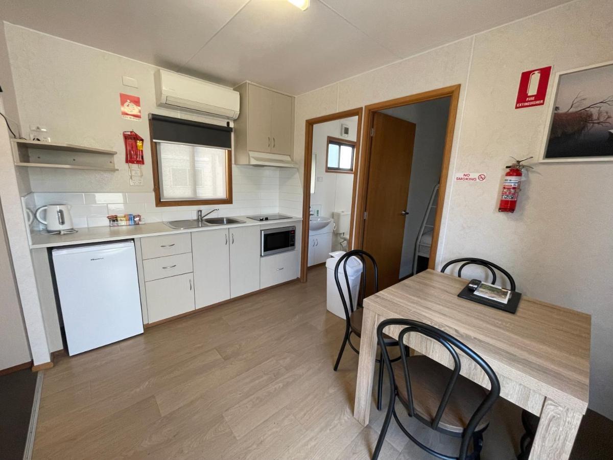 Acacia Caravan Park & Holiday Units Ararat Exterior photo