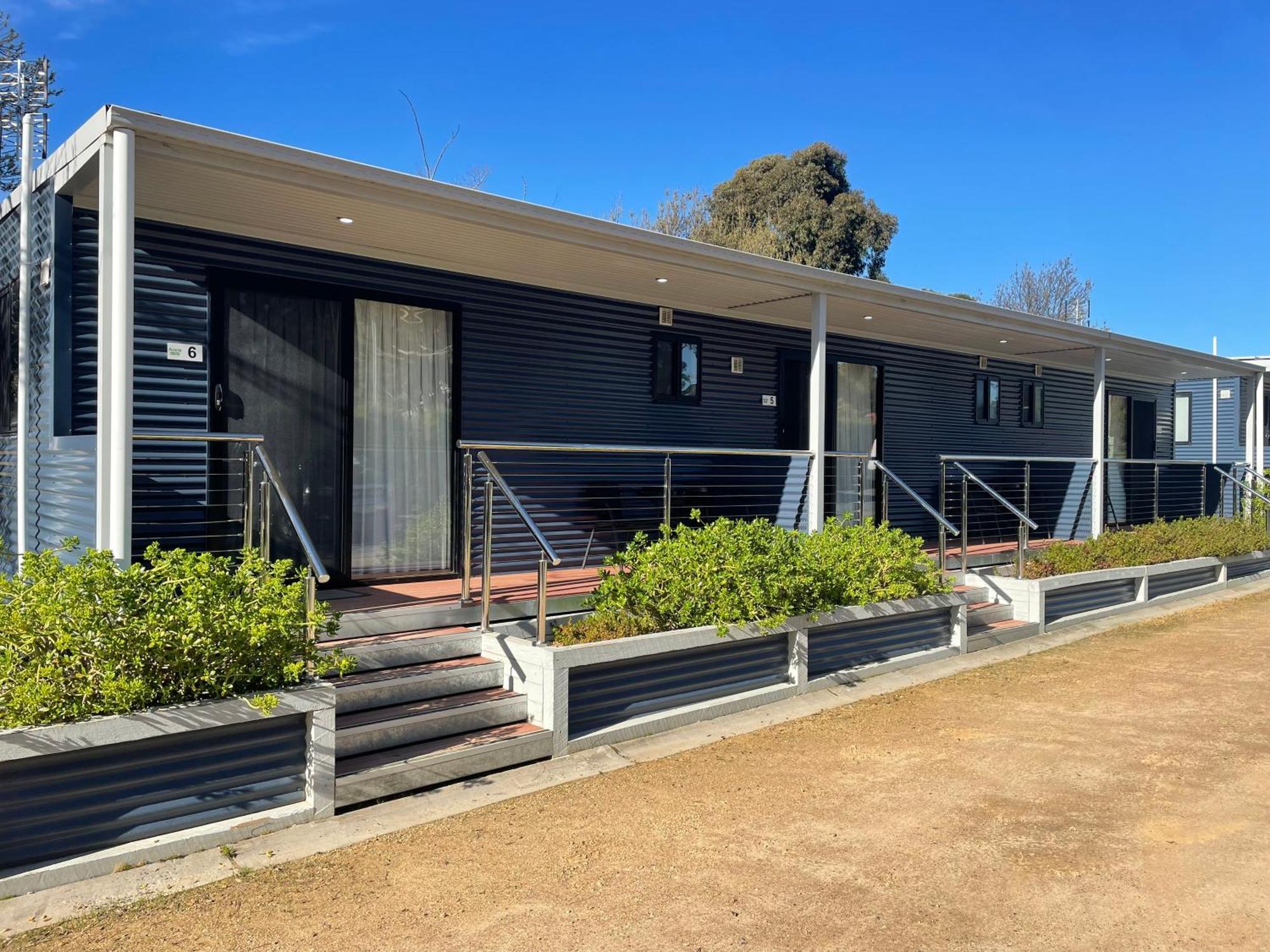Acacia Caravan Park & Holiday Units Ararat Exterior photo