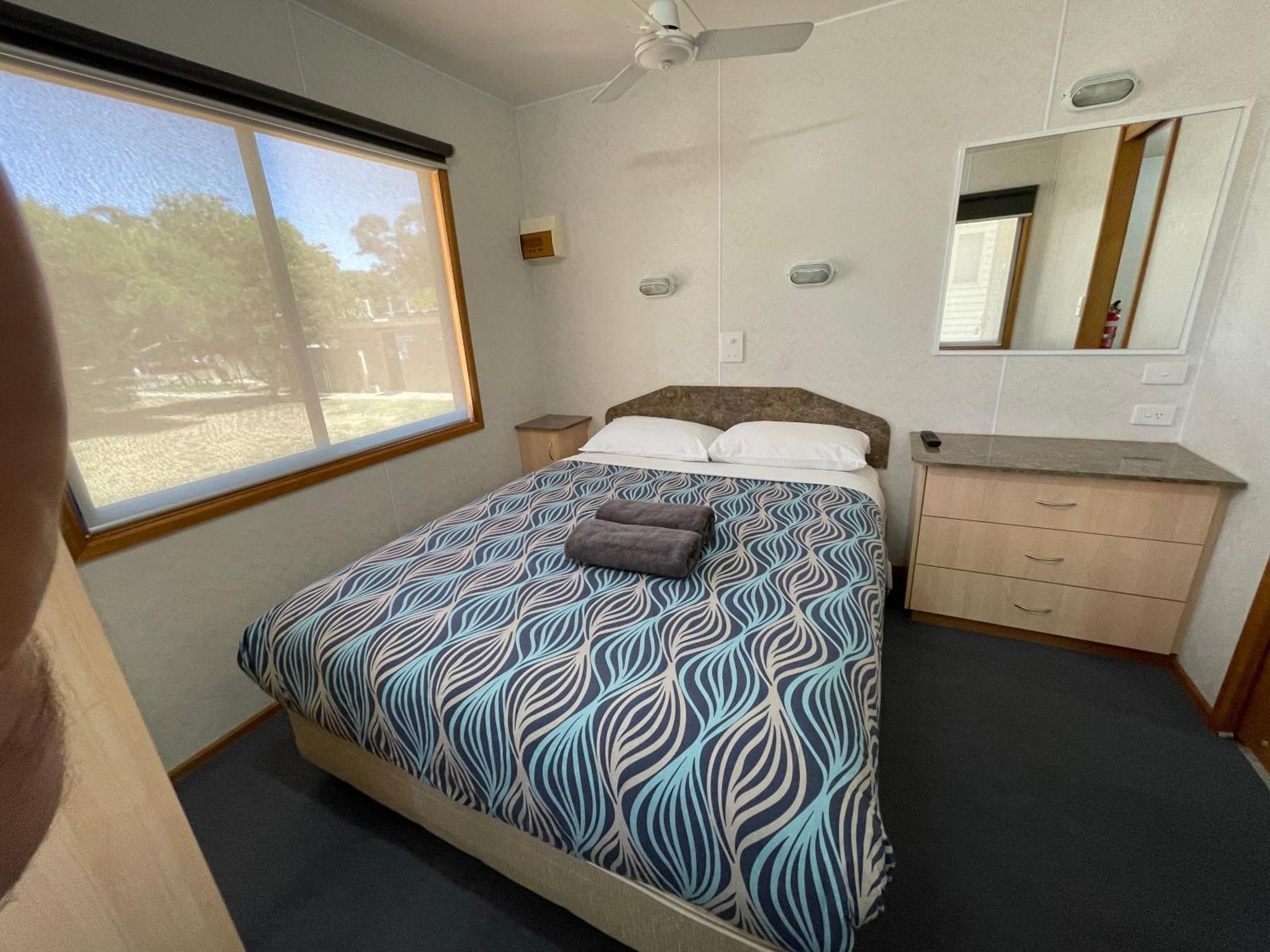 Acacia Caravan Park & Holiday Units Ararat Exterior photo